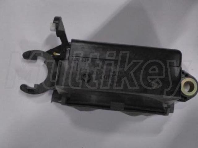 MKB03797